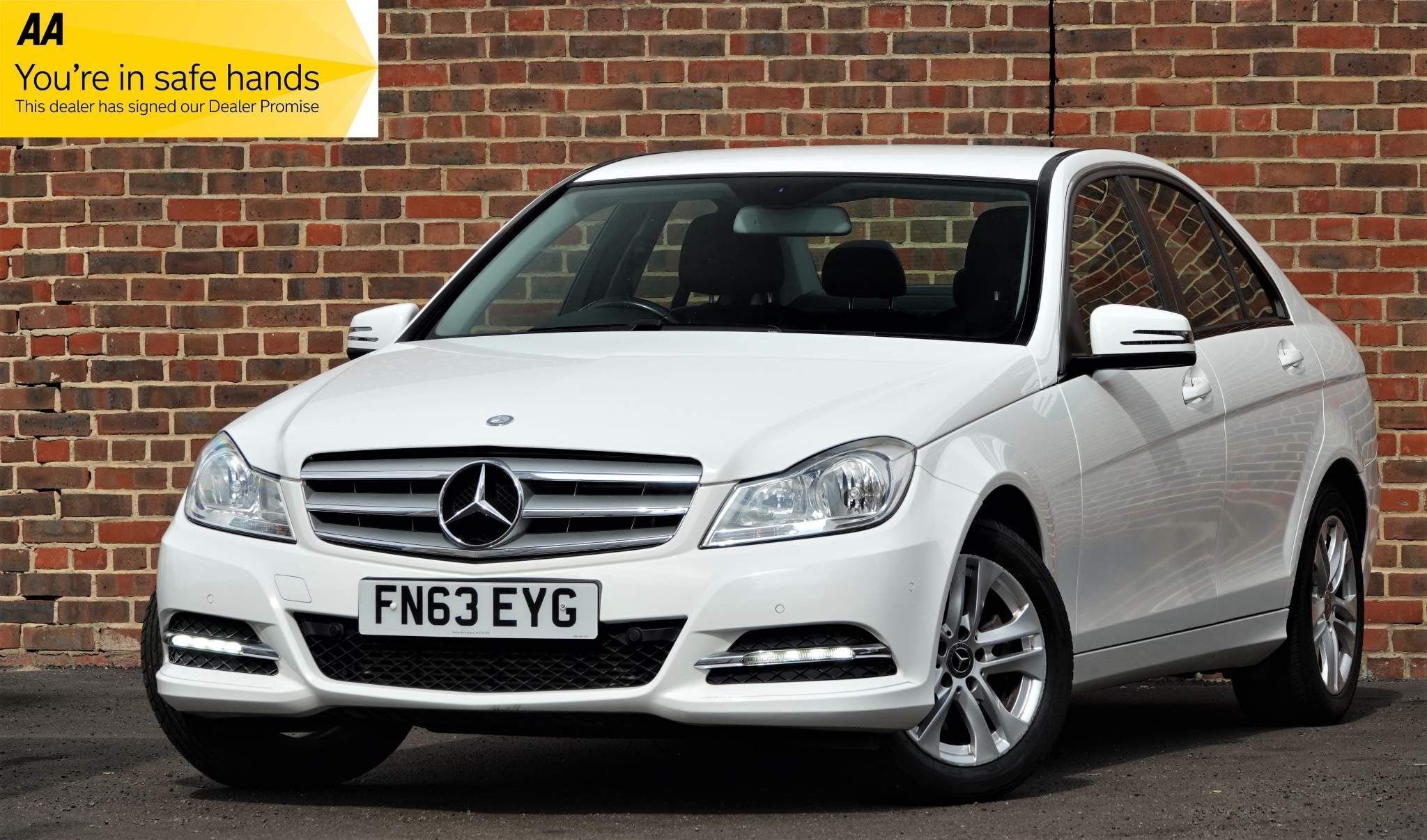 Mercedes-Benz C Class C220 CDI BLUEEFFICIENCY EXECUTIVE SE 4-Door 2013