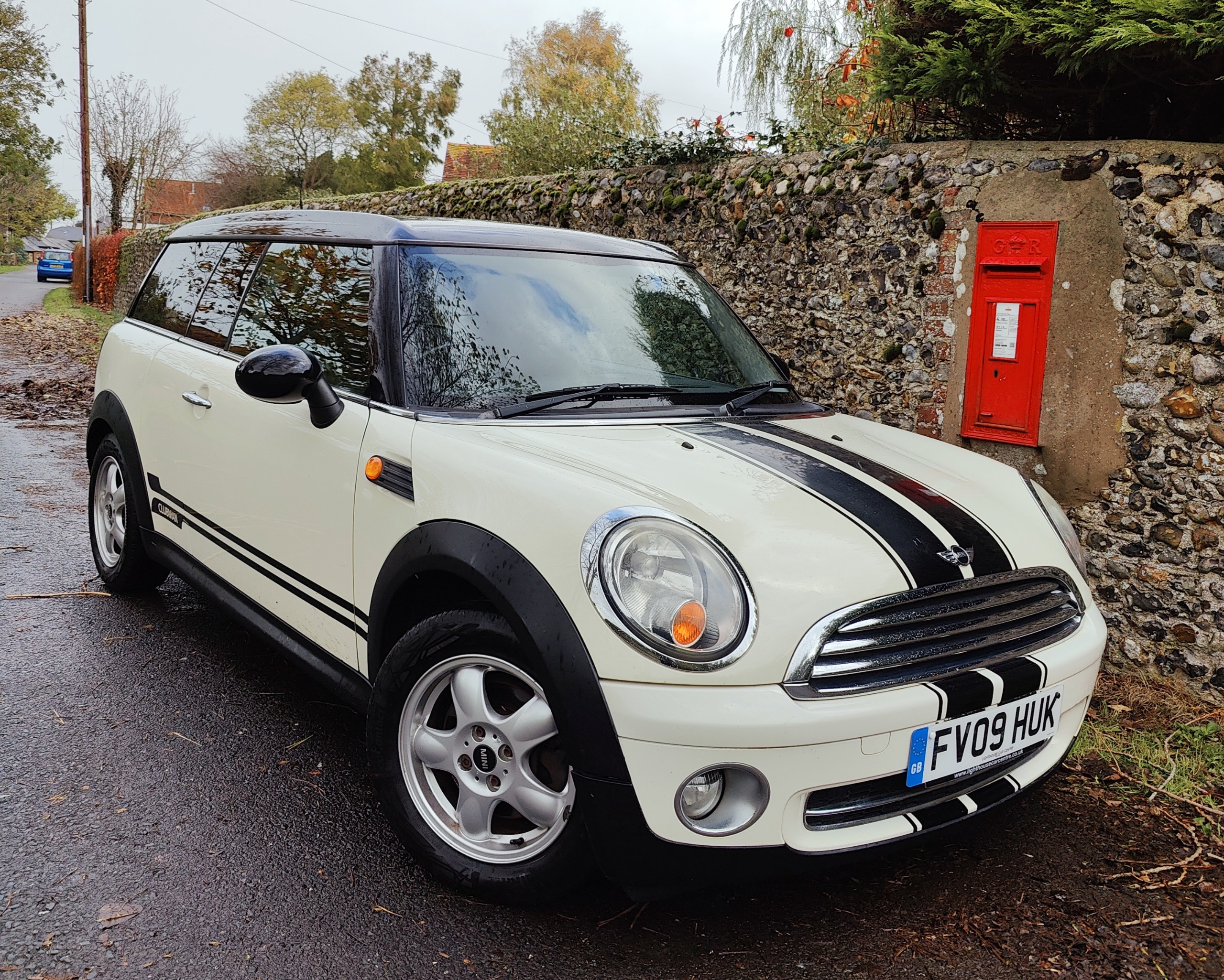 Mini Cooper COOPER 5-Door 2009