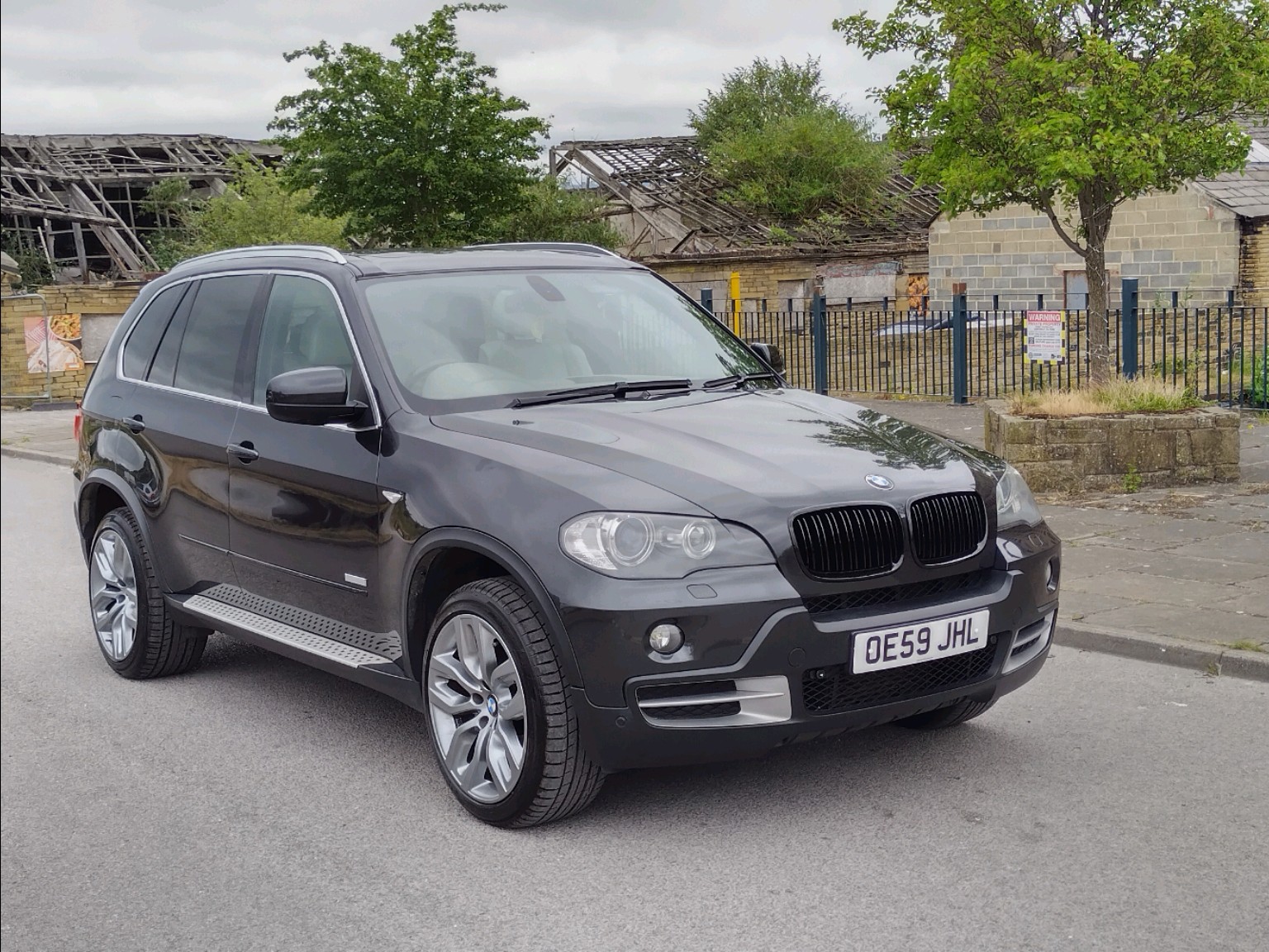 BMW X5 xDrive35d 10-Year Edition 5dr Auto 2010