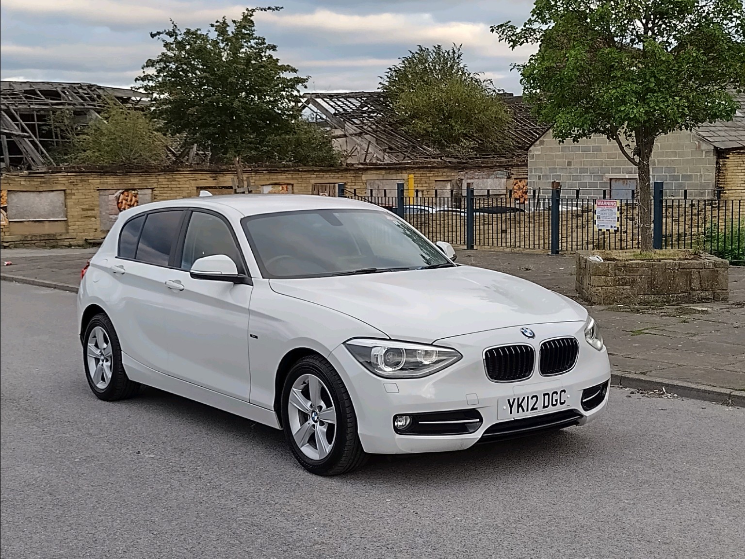 BMW 1 Series 116I SPORT AUTO 2012