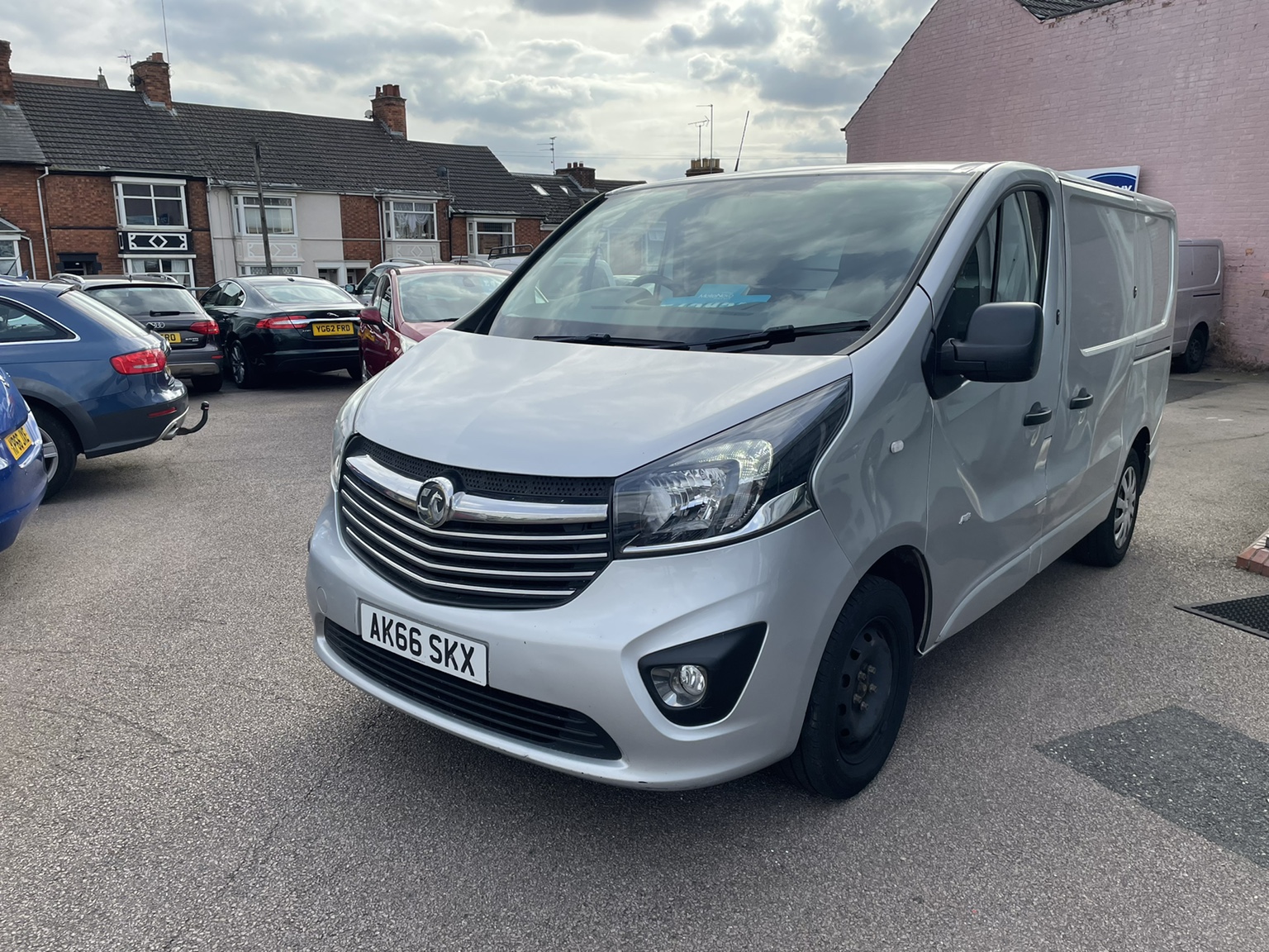 Vauxhall Vivaro 2900 1.6CDTI 120PS Sportive H1 Van 2017