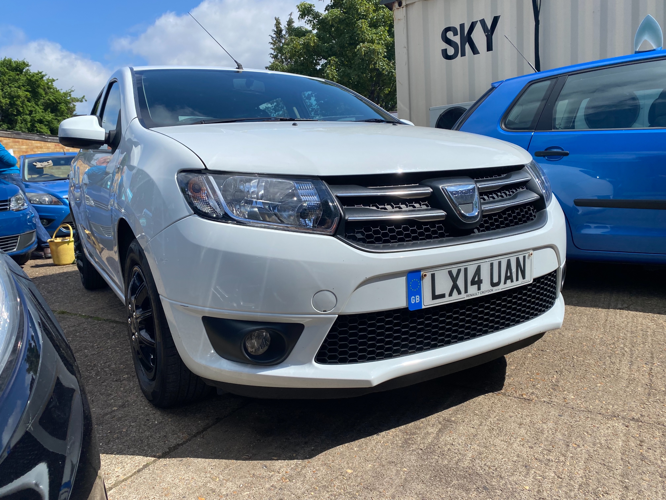 Dacia Sandero 1.5 dCi Laureate 5dr 2014