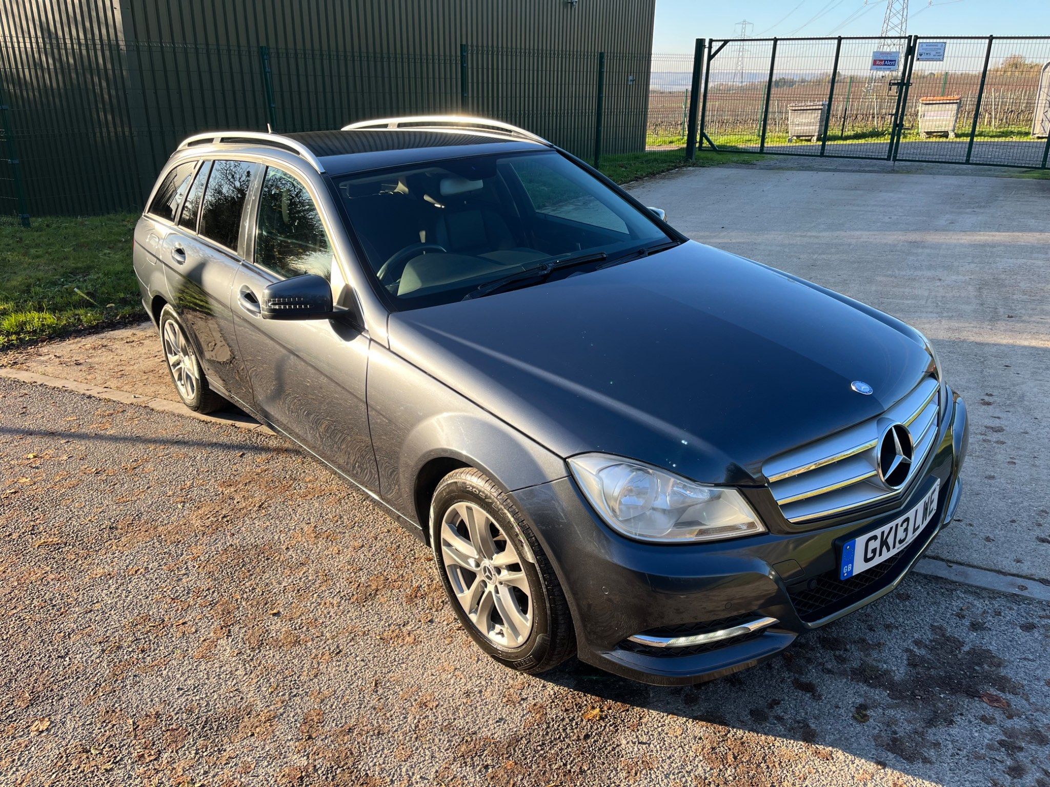 Mercedes-Benz C Class C220 CDI BLUEEFFICIENCY EXECUTIVE SE 5-Door 2013