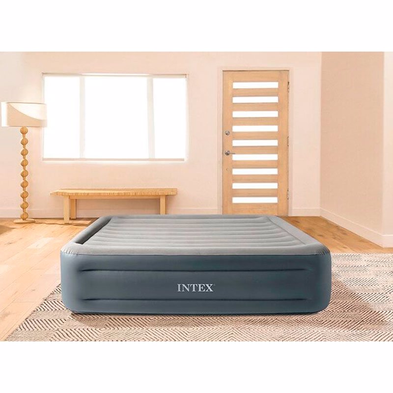 Двуспальная надувная кровать Intex 64126 (152 x 203 x 46 см) Essential Rest + Встроенный электронасос 220В