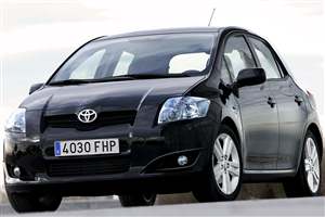 Toyota Auris Review