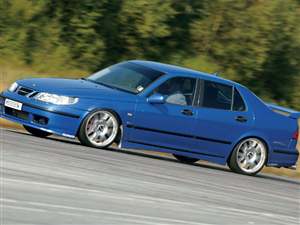 Saab's 9-5 accessories deal