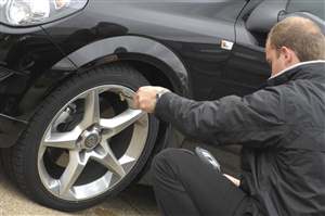Flat tyres cost drivers money
