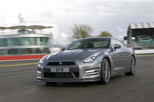 Nissan reveals new GT-R