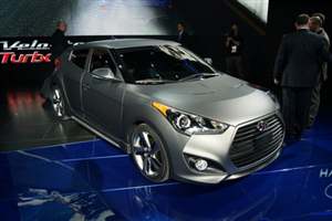 Hyundai Veloster Turbo debut