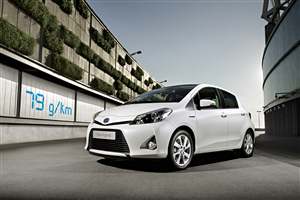 Toyota launch Yaris Hybrid