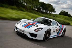 Porsche 918 Martini Racing