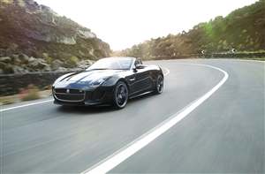 Jaguar to offer manual F-Type