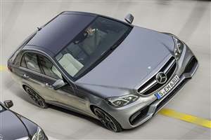 Mercedes E63 AMG revealed