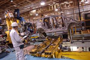 Honda to cut 800 jobs