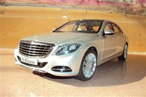Miniature Mercedes
