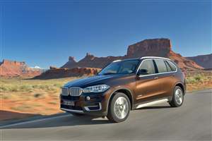 BMW X5 pictures and details