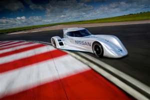 Nissan unveils electric racer