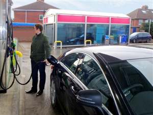 More drivers chosing petrol