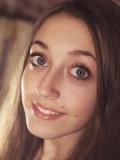 Caitlyn McNally