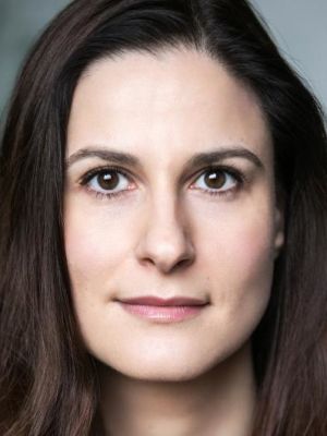 Roxaneh Renton