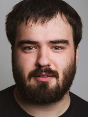 Alex Maude