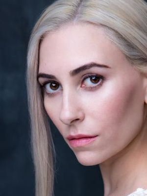 Mena Hutton