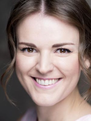 Lucinda French