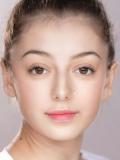 Hollie Steel