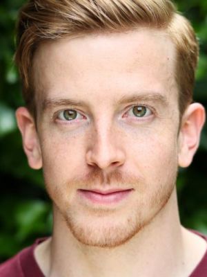 Tom Riddell