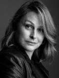 Nina Lucking