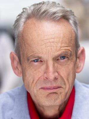 Stephen Corrall