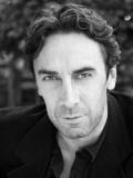 Steven Elliott
