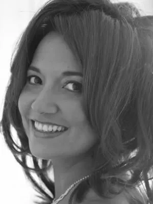 Sarah Booker Actor West Sussex