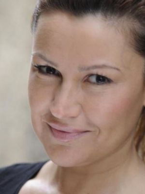 Tia Demir