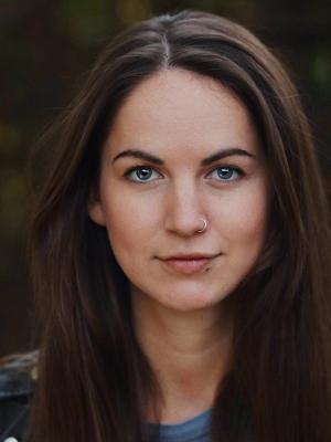 Hannah Barker