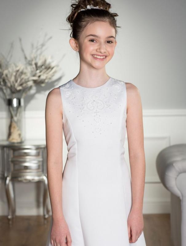 Free young transvestite wearing comunion dress