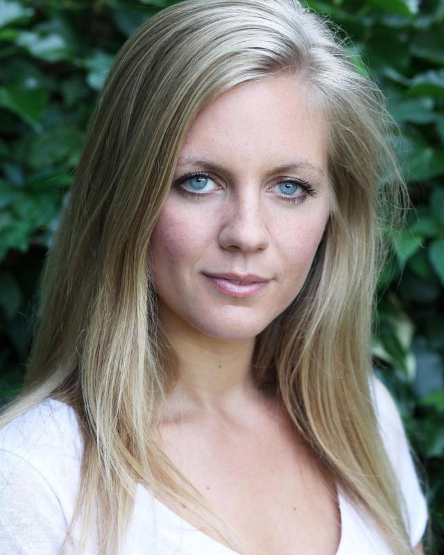 Sarah Hall, Actor, London