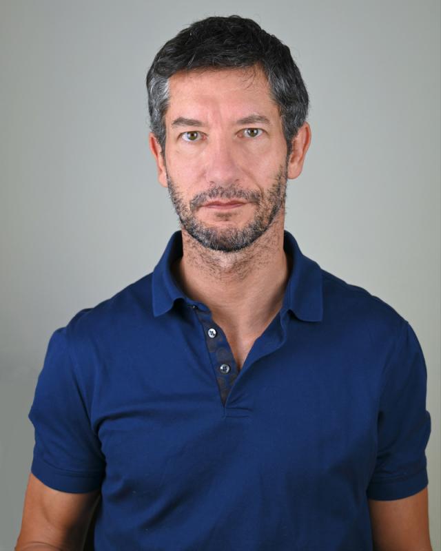 Stuart Cooke, Extra, Chiswick, London