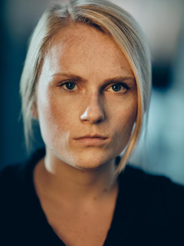 Elsie Grace, Actor, Kent