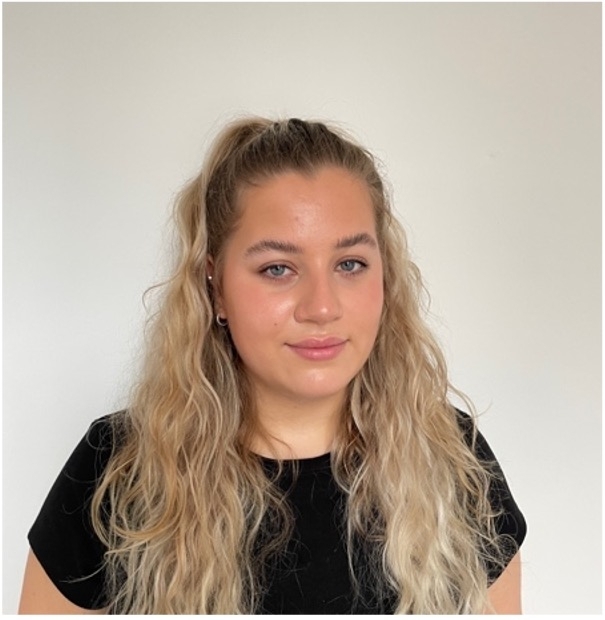 Sophie Fletcher, Entertainer, England