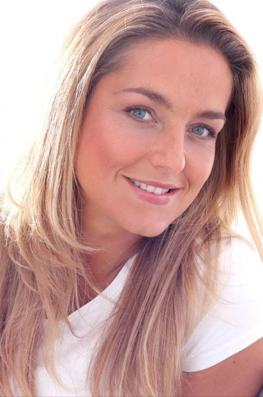 Ann Marie Davies, Actor, Milton Keynes