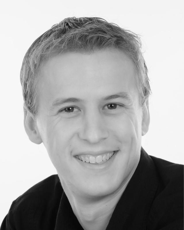 Paul Davis, Actor, Surrey | mandy.com