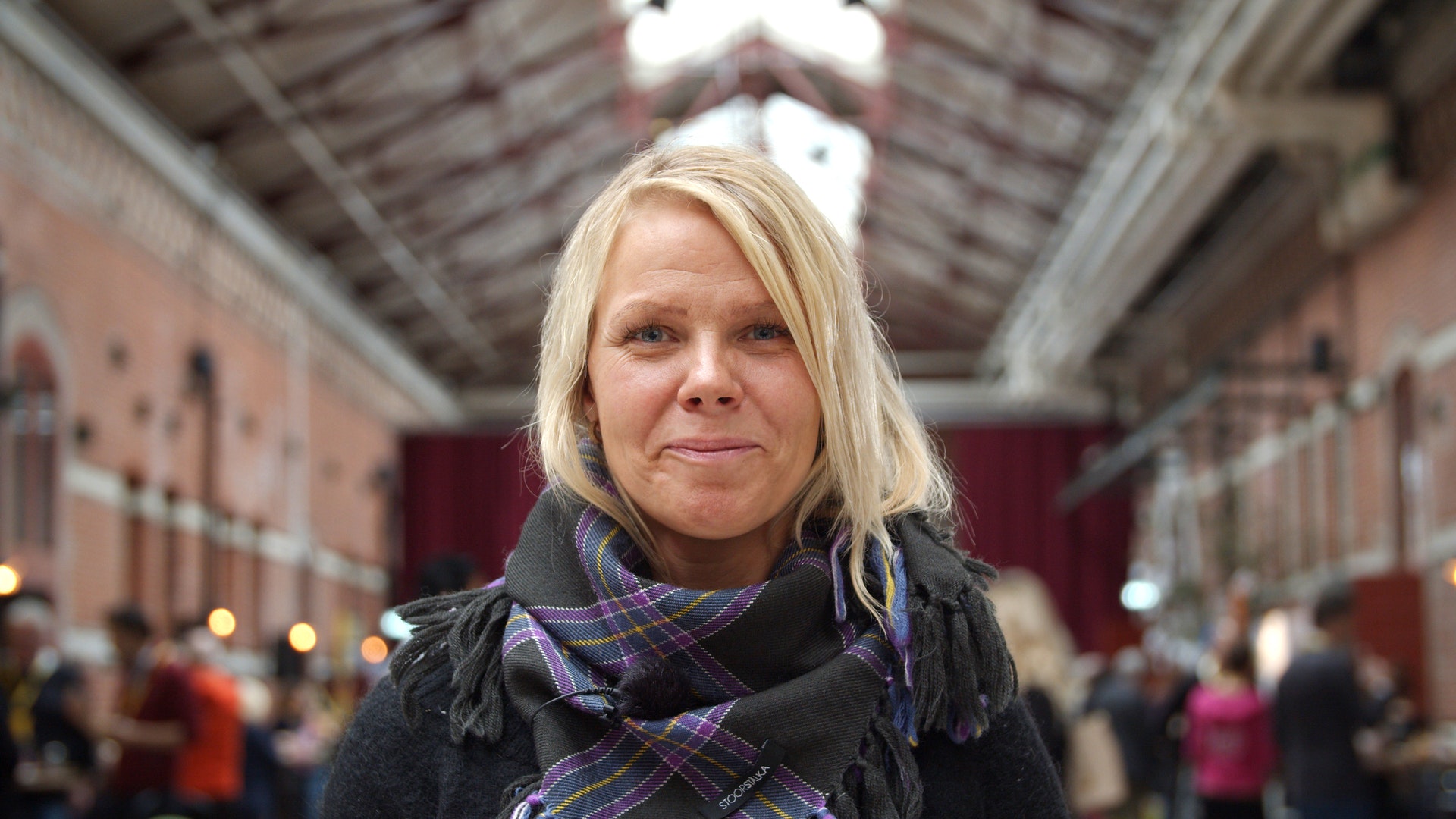 Elaine Asp, Hävvi i Glen