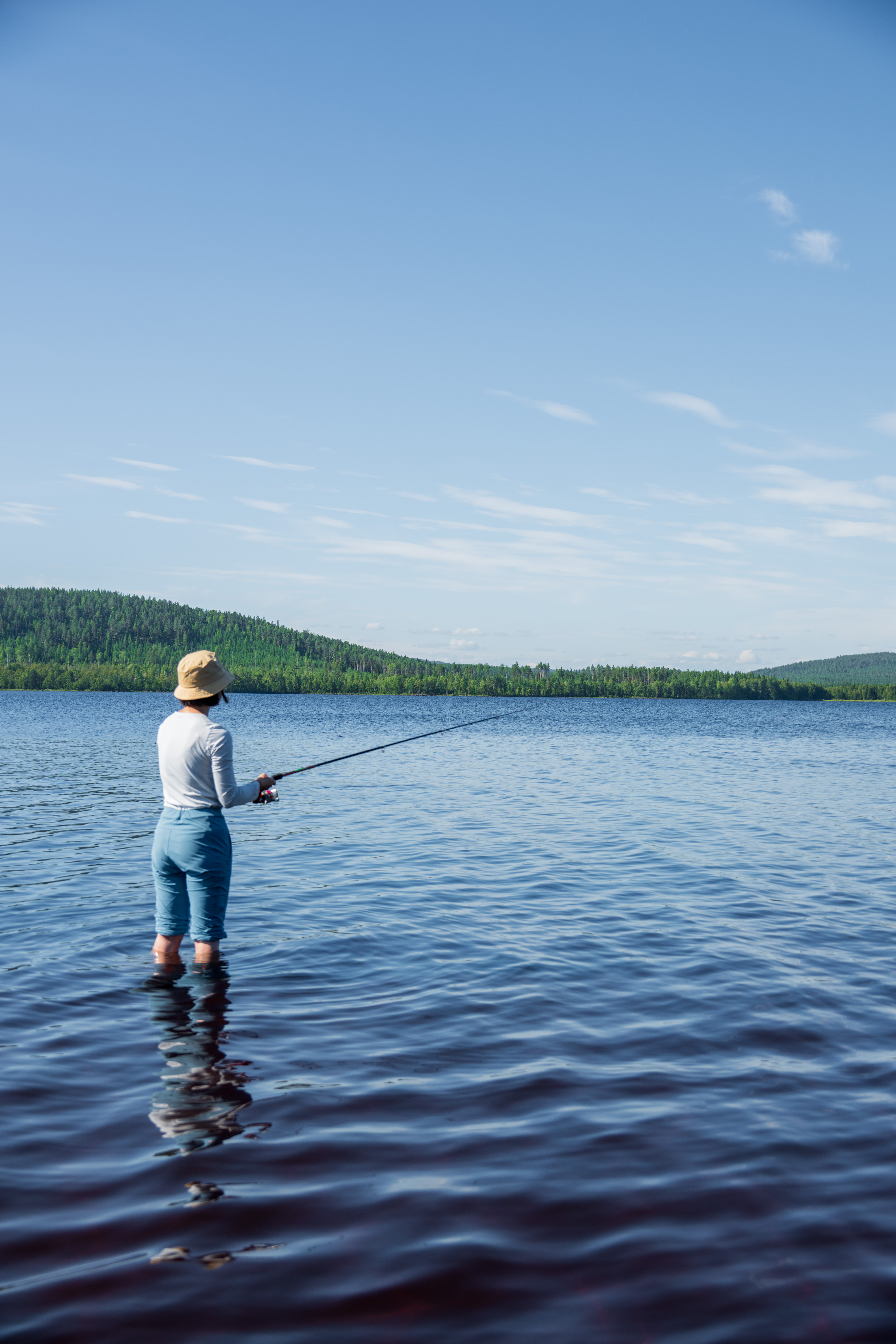 Fishing-Liu-Song-Imagebank-Sweden