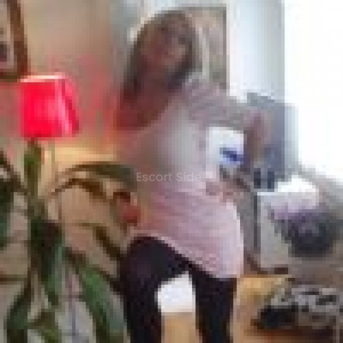 kvinde sutter pik sex massage x kvinde sutter pik sex massage x