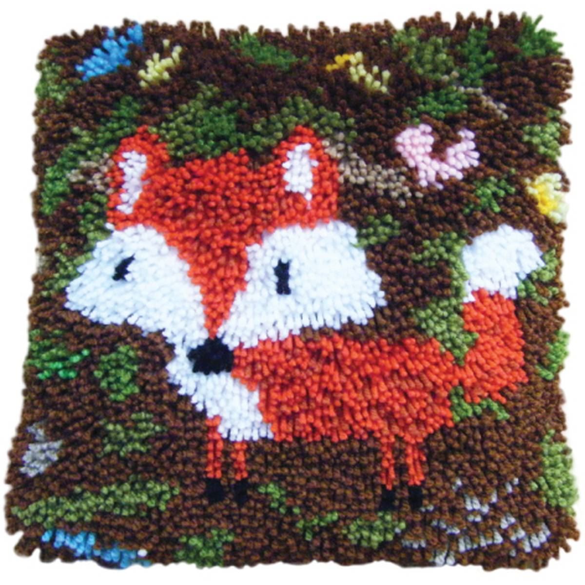 Hobbycraft Latch Hook Kit 13 x 13 In Cushion Cover Rug Wall Decoration