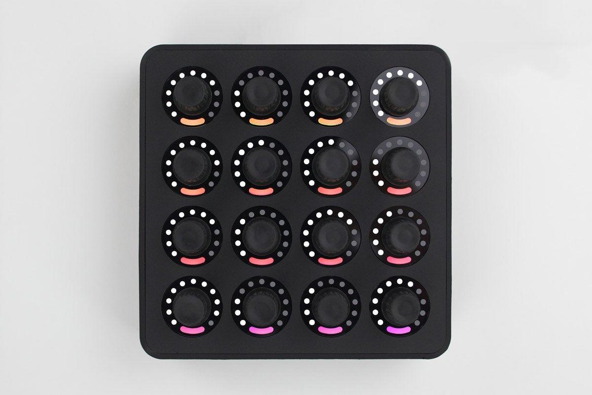 【美品】DJ TechTools - MIDI Fighter Twister 4871e647-b652-485d-adb1-