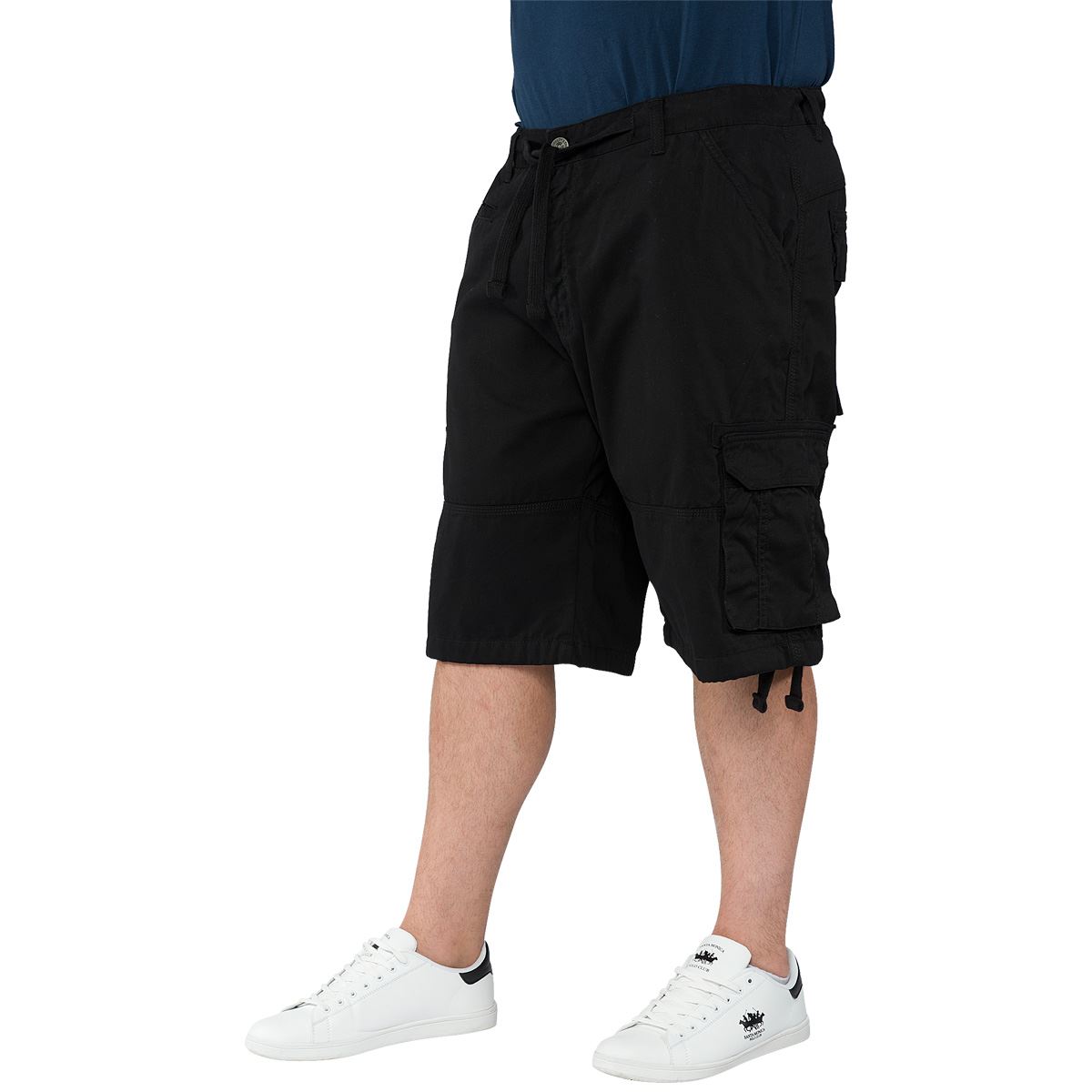 Shorts Kingsize carry big men's shorts all year round. Here you will find a vast selection of denim, chino, jersey, and quick dry activewear shorts from leading brands.