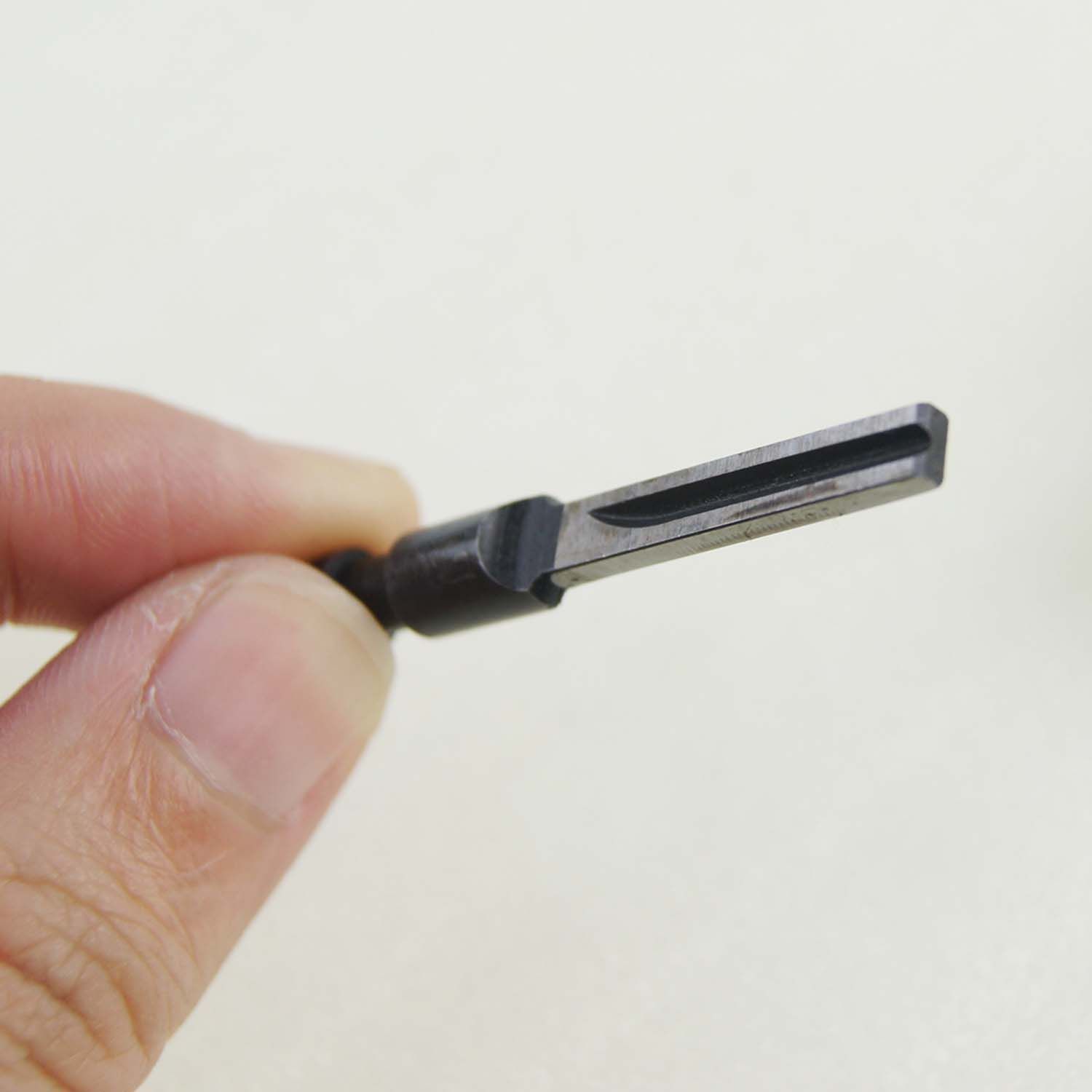 spare blades and holders for electrical scrissor