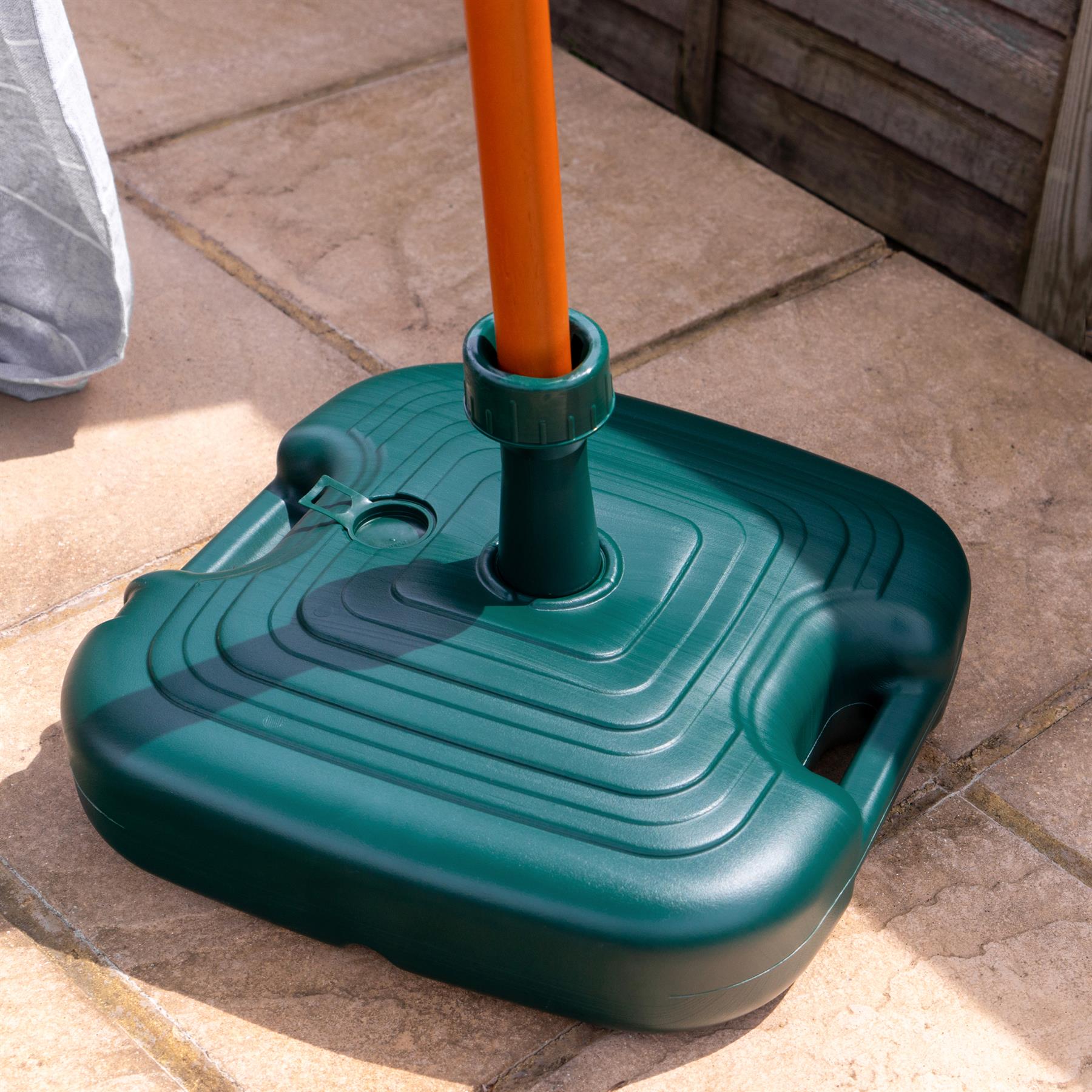 Pie Garden Parasol Base Heavy Duty Plastic Umbrella Stand Green